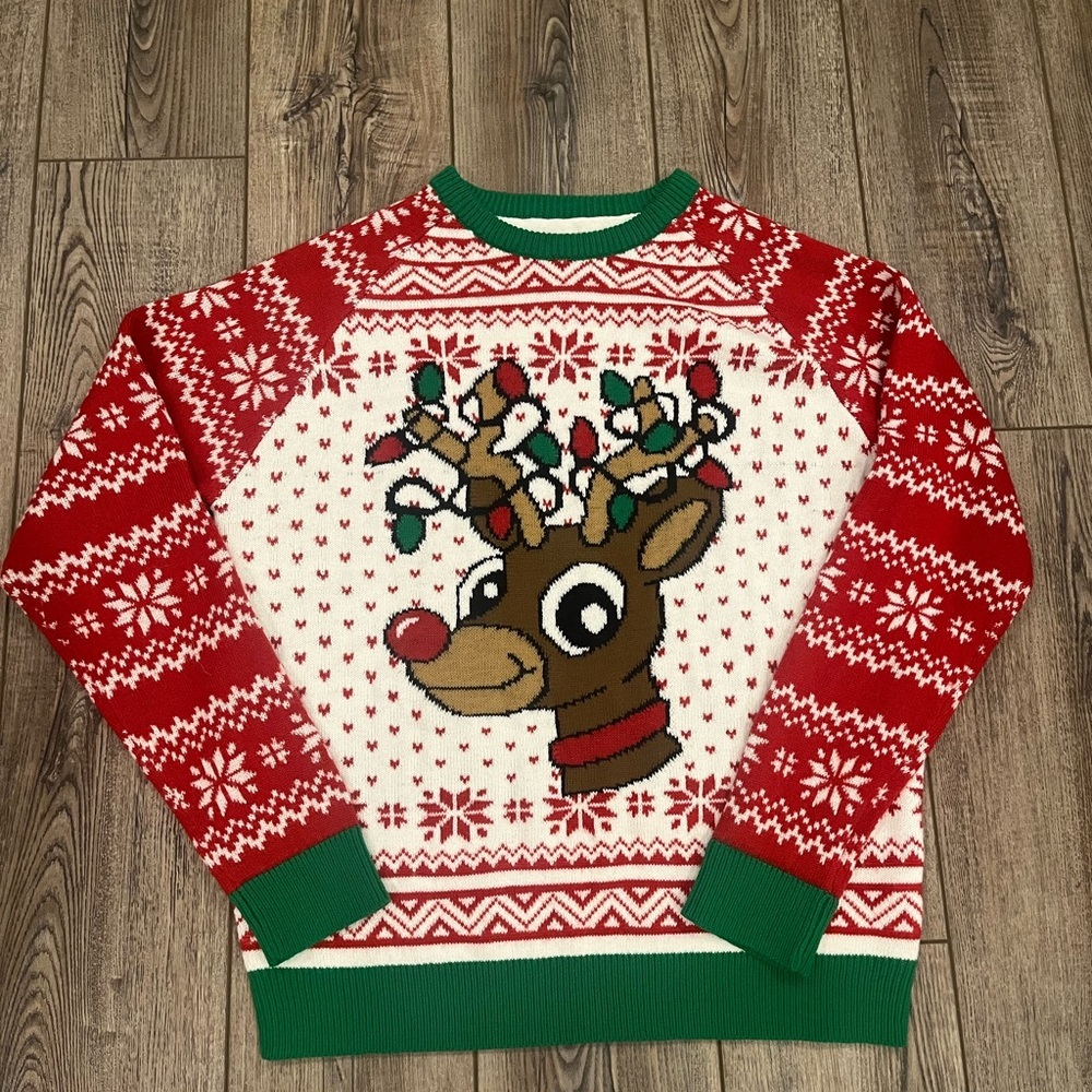 Happy Holidays Reindeer Christmas Sweater XL Red White Green Lights